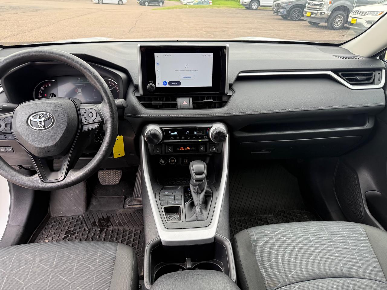 2025 Toyota RAV4 LE 4dr All-wheel Drive Photo