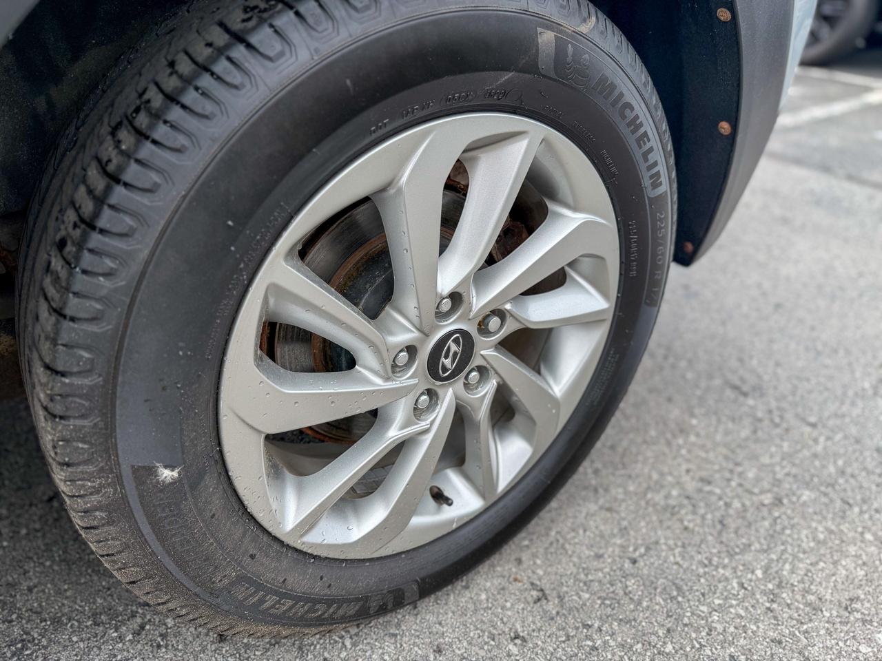 2017 Hyundai Tucson Premium/AWD/LOW KM/BSM/CAMERA/2.0L/HEATED SEATS Photo