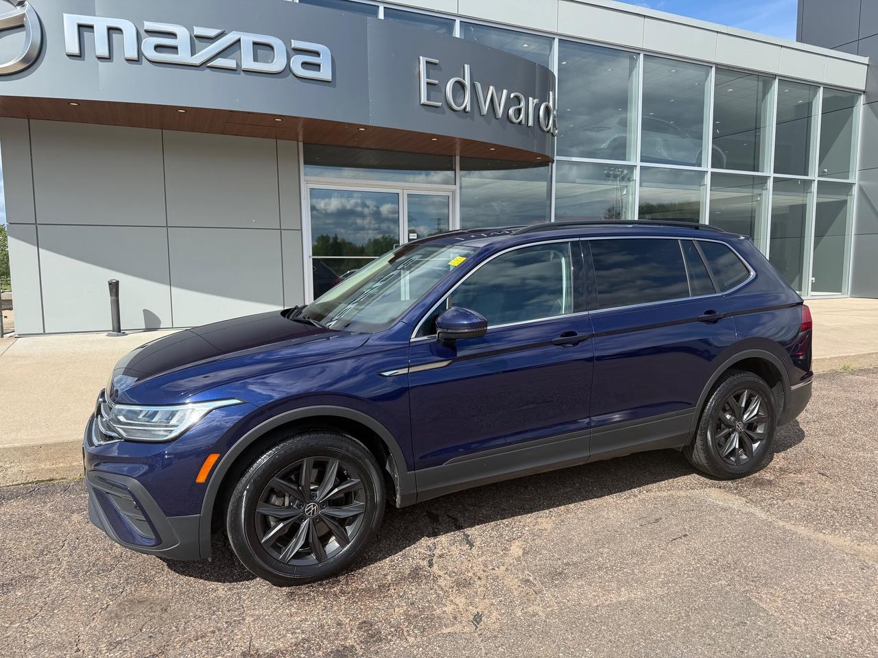 2024 Volkswagen Tiguan Comfortline 4dr All-wheel Drive 4MOTION Photo2