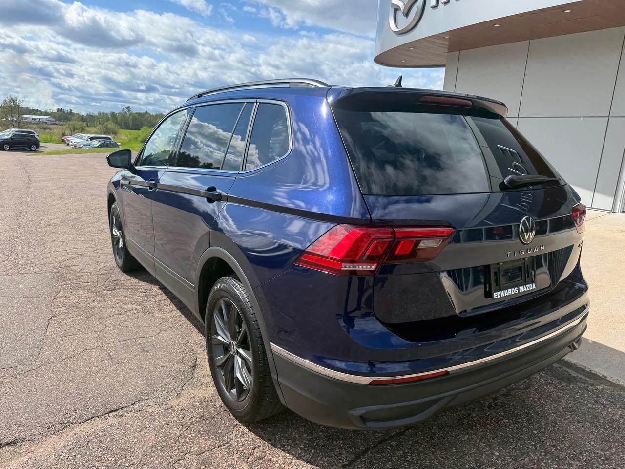 2024 Volkswagen Tiguan Comfortline 4dr All-wheel Drive 4MOTION Photo