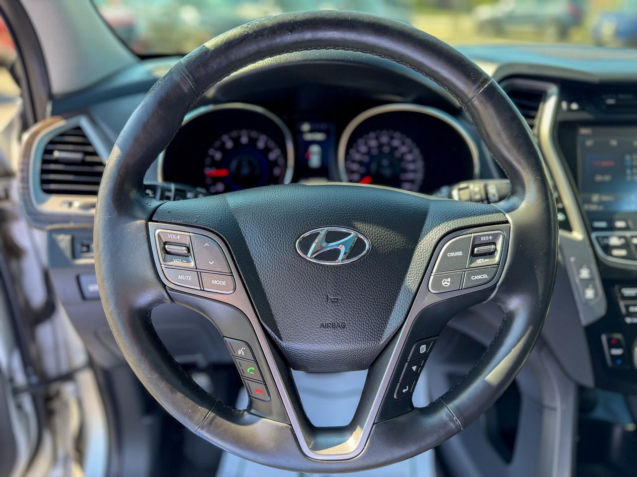 2014 Hyundai Santa Fe Sport Limited-AWD/1 OWNER/LOW KM/NAVI/PANO/CAMERA/2.0L Photo