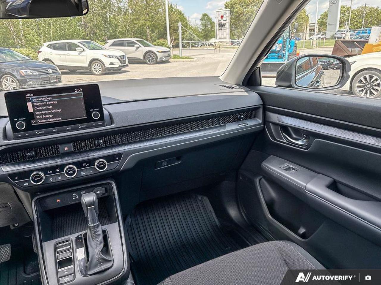 2024 Honda CR-V LX-B Photo