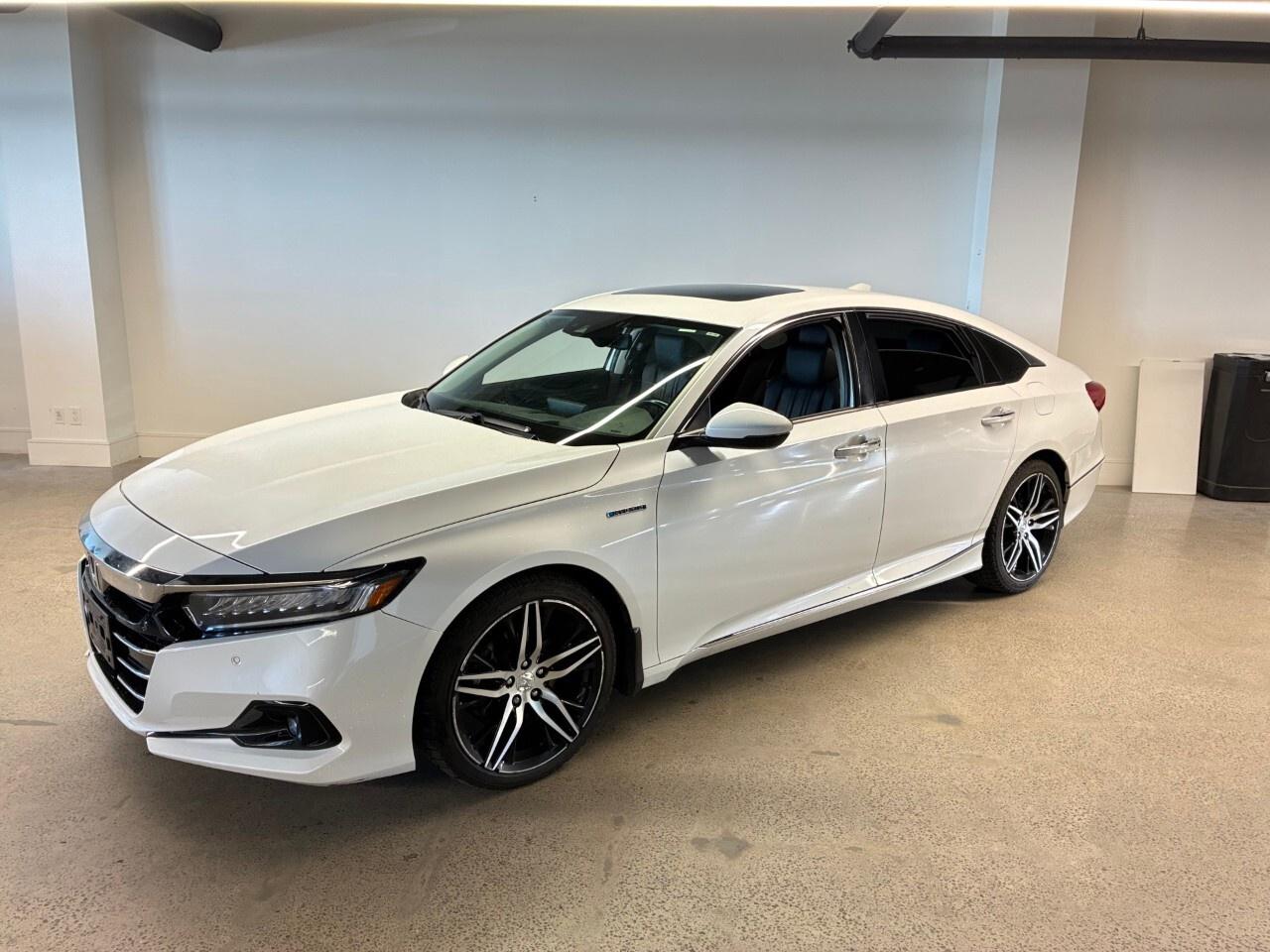2022 Honda Accord Hybrid Touring Leather Roof Apple Carplay Trades Welcome Photo