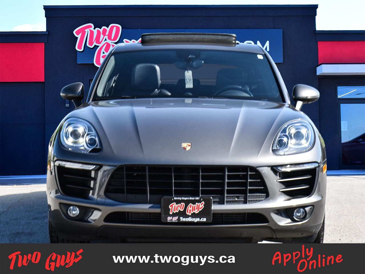 2018 Porsche Macan AWD Panoroof Leather/Suede Interior Back Up Camera Photo