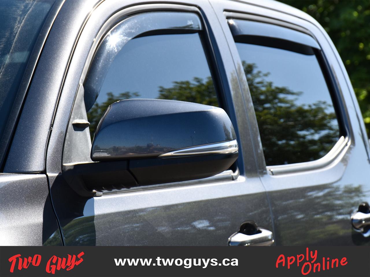2021 Toyota Tacoma TRD Sport 4x4 Double Cab Auto Nav Back Up Cam Photo3