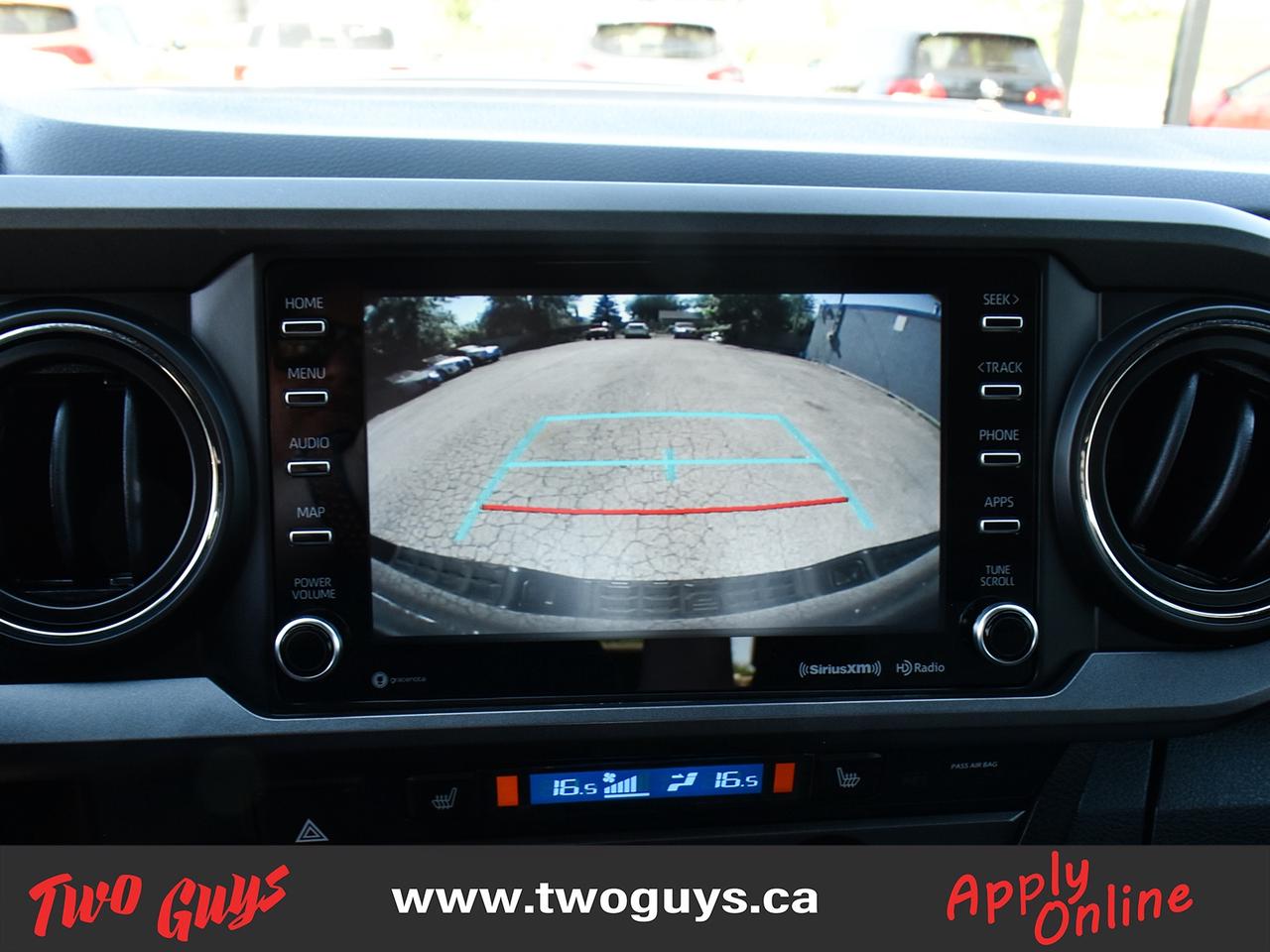 2021 Toyota Tacoma TRD Sport 4x4 Double Cab Auto Nav Back Up Cam Photo