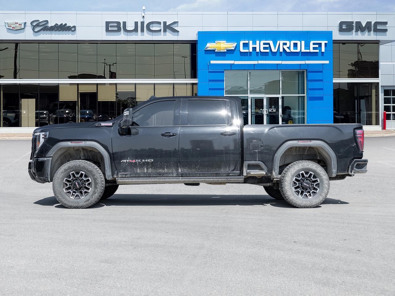 2024 GMC SIERRA 2500HD ONE OWNER   V8 Diesel   CLEAN CARFAX Photo