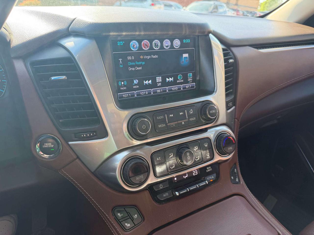 2018 Chevrolet Suburban Premier, DVD, Heads Up Display, Remote Starter Photo