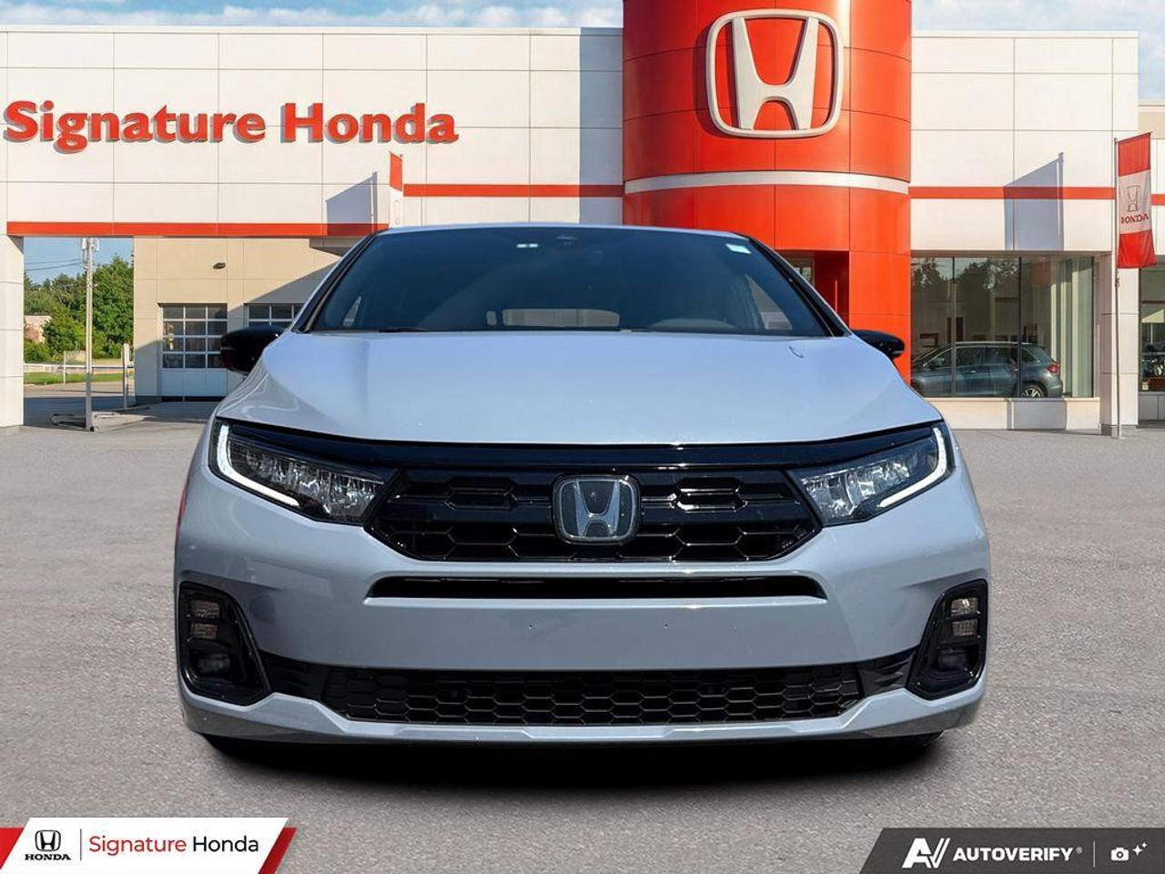 2025 Honda Odyssey Black Edition Photo