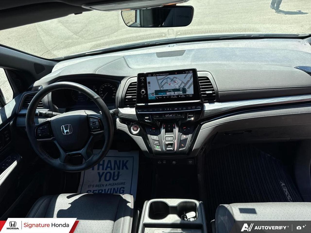 2025 Honda Odyssey Black Edition Photo
