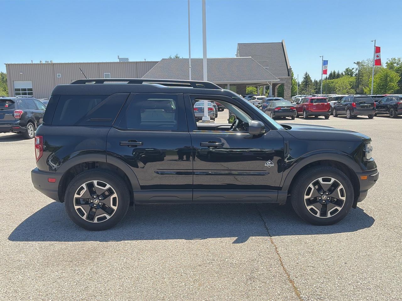 2022 Ford Bronco Sport Outer Banks 4x4   Nav.   Sunroof   Leather Photo