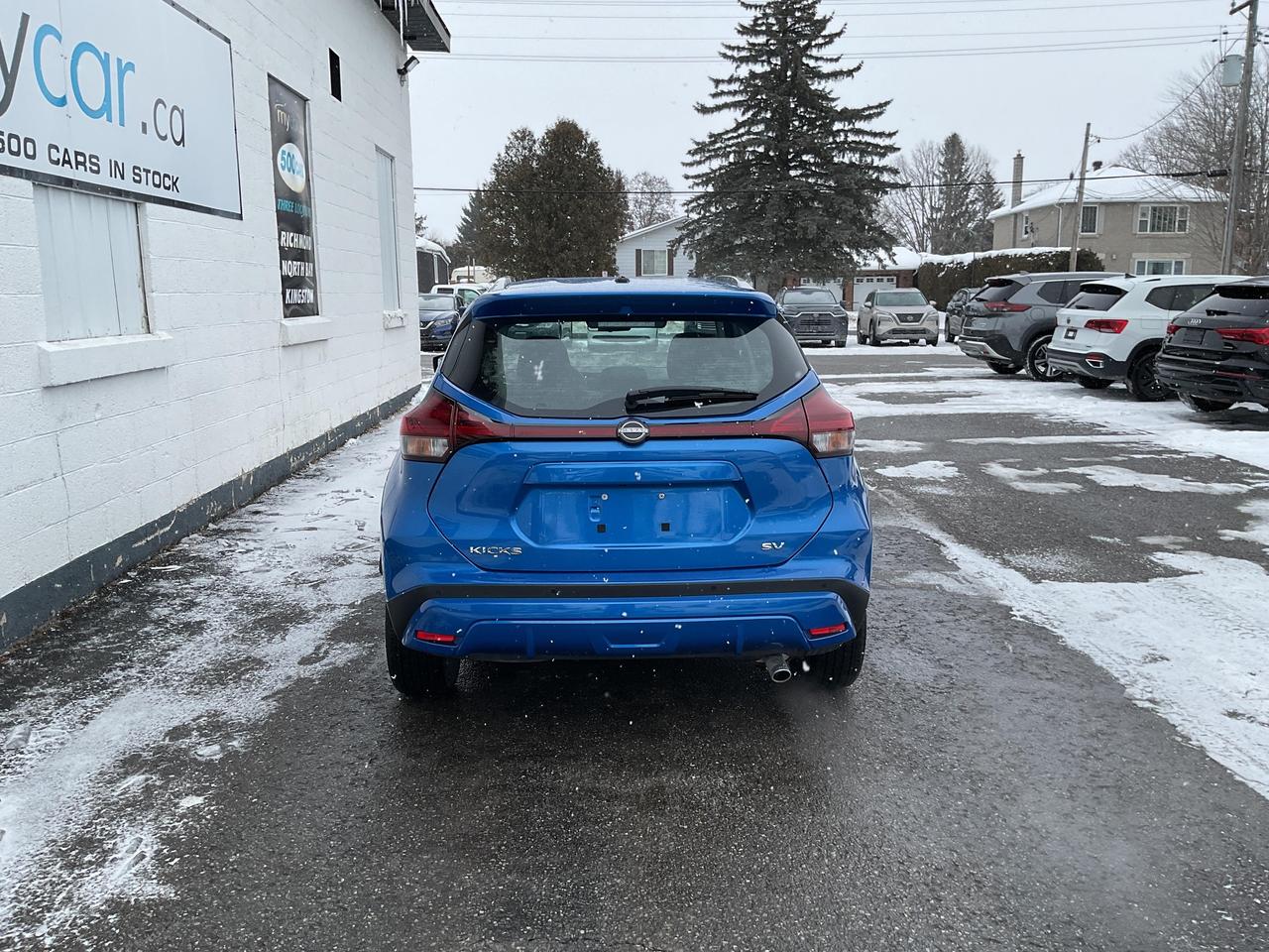 2024 Nissan Kicks SV 4dr Front-Wheel Drive Photo3