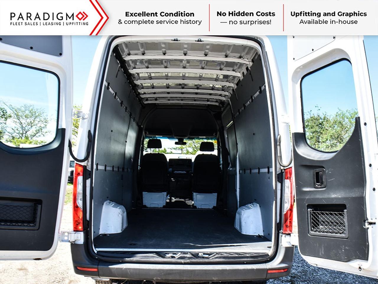 2022 Mercedes-Benz Sprinter Crew Van 2500 High Roof I4 170 Photo
