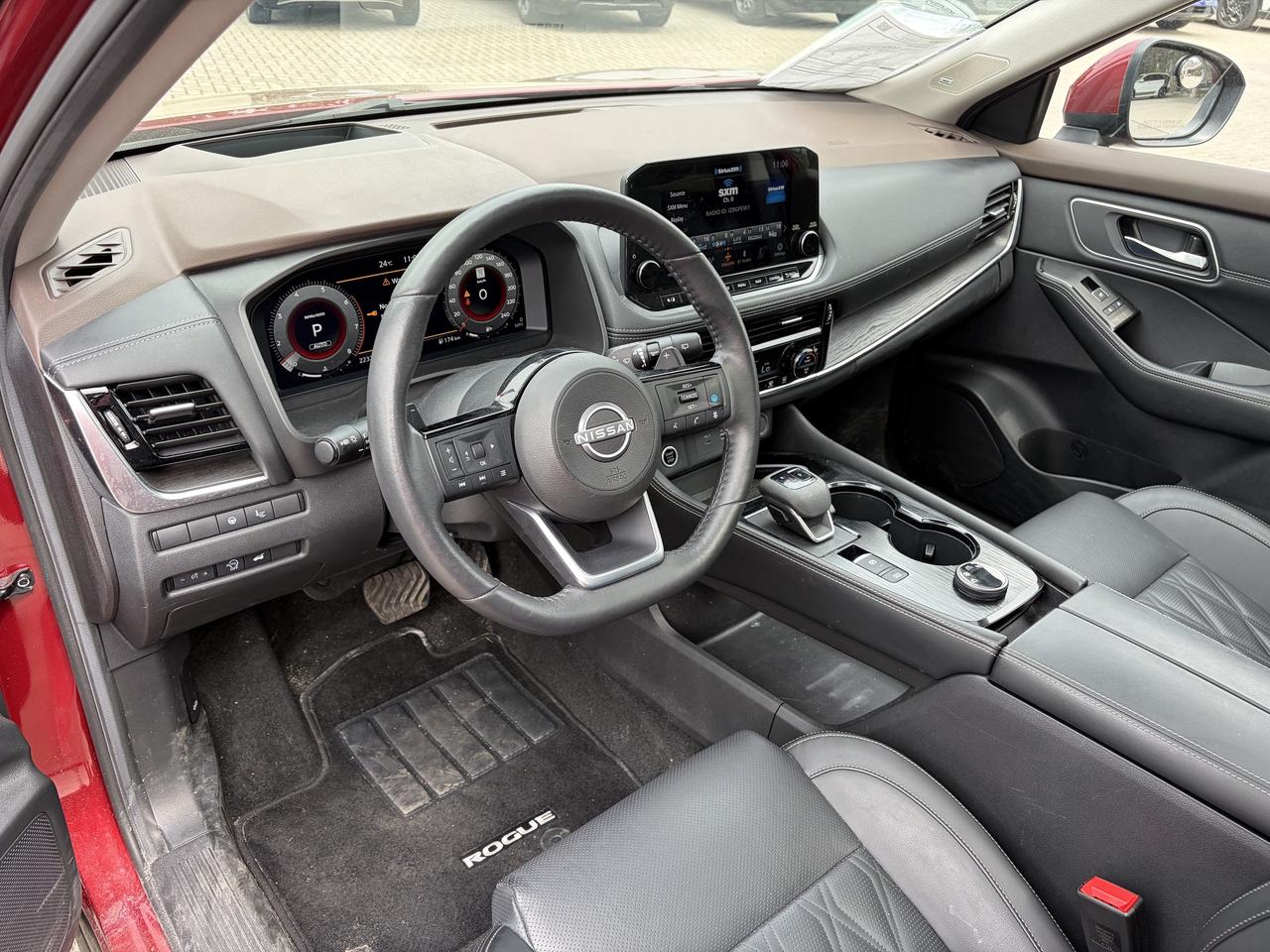 2023 Nissan Rogue Platinum AWD   Nav   Pano Roof   Leather   360 Cam Photo