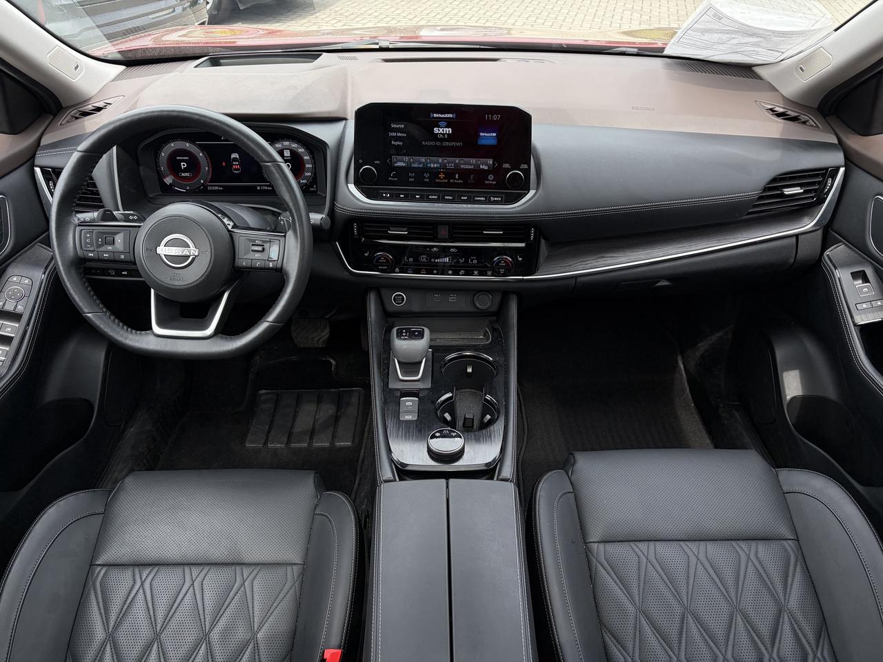 2023 Nissan Rogue Platinum AWD   Nav   Pano Roof   Leather   360 Cam Photo