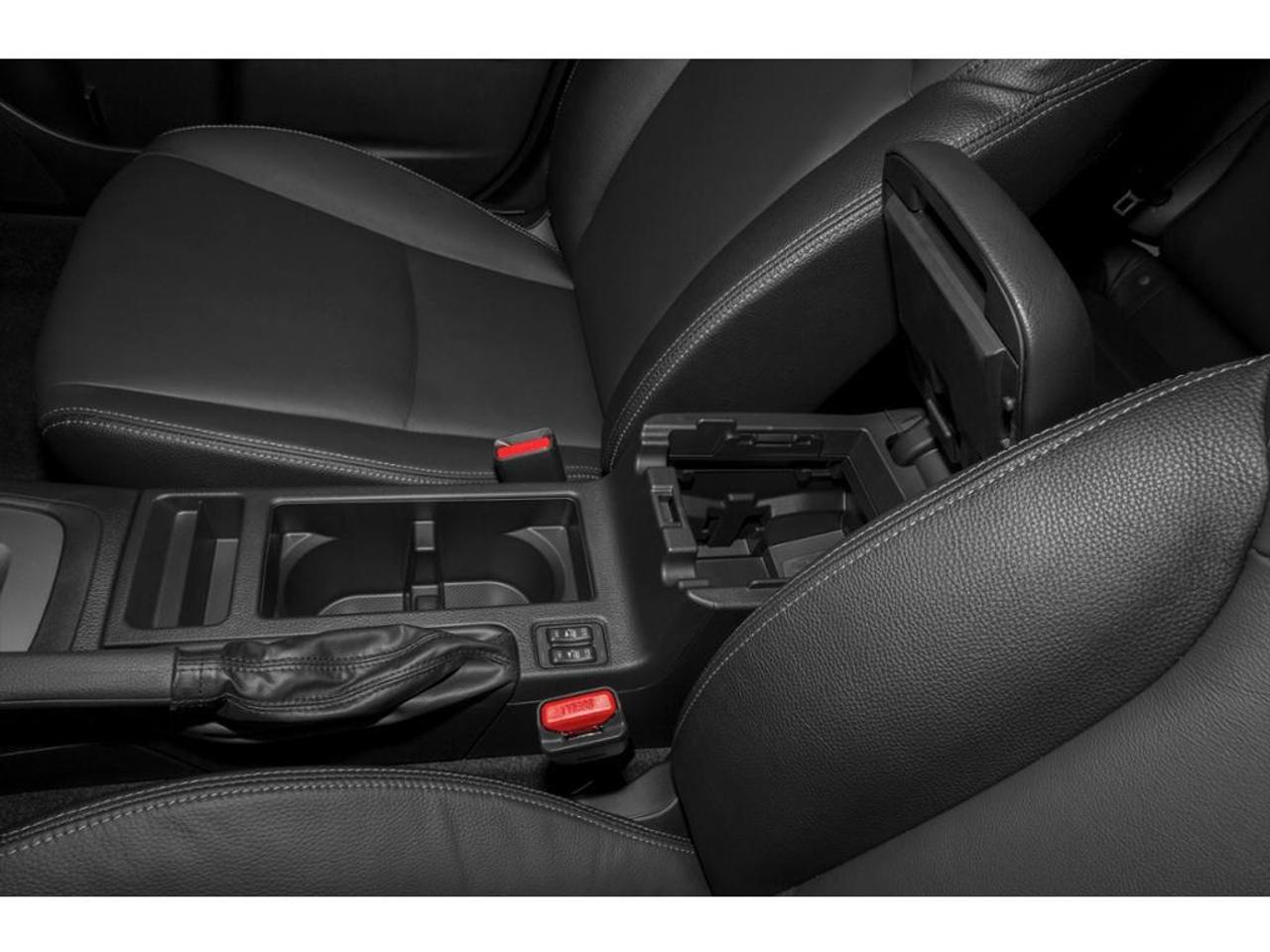 2015 Subaru XV Crosstrek Touring (CVT) 4dr All-Wheel Drive Photo