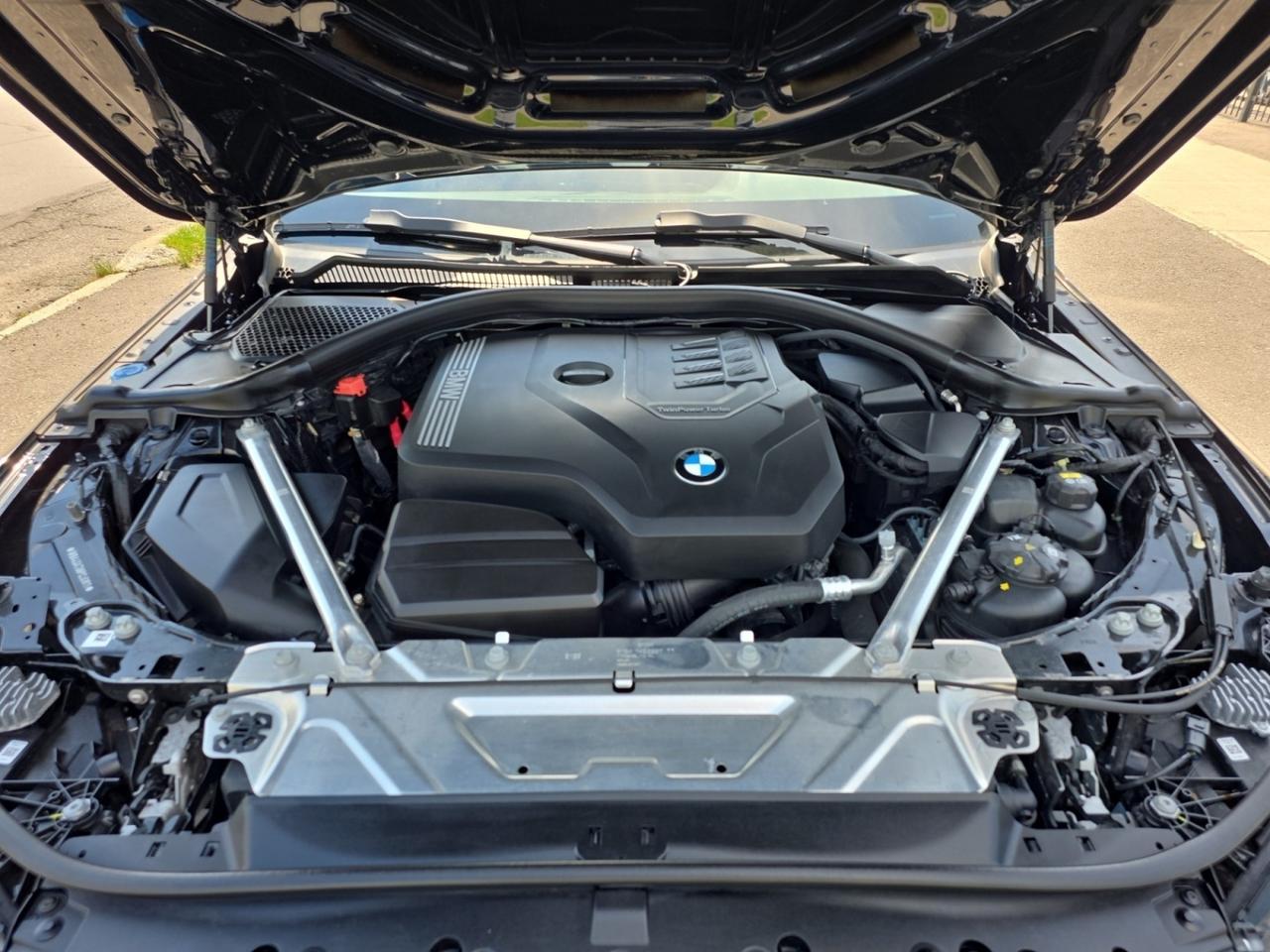 2023 BMW 4 Series 430i xDrive Cabriolet * NO ACCIDENTS / RED INT / 1 Photo