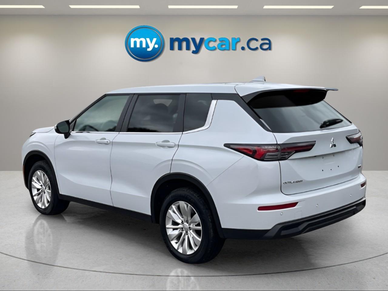 2025 Mitsubishi Outlander ES 4dr S-AWC Photo3