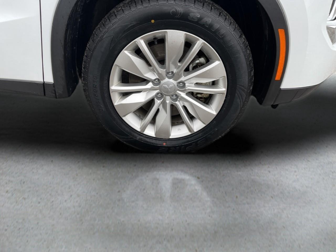 2025 Mitsubishi Outlander ES 4dr S-AWC Photo