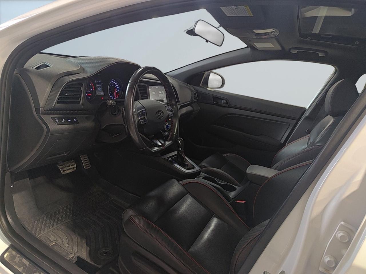 2019 Hyundai Elantra Sport / Leather / Sunroof / NAV / Lane Departure / Photo