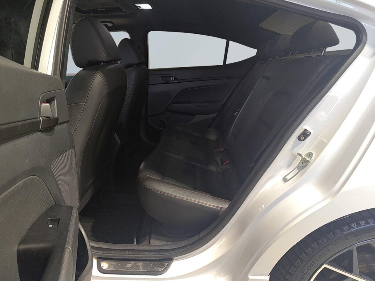 2019 Hyundai Elantra Sport / Leather / Sunroof / NAV / Lane Departure / Photo