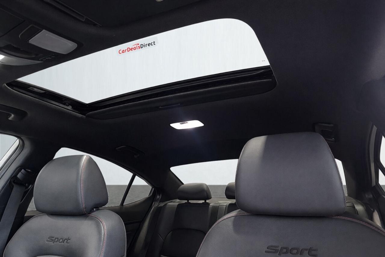 2019 Hyundai Elantra Sport / Leather / Sunroof / NAV / Lane Departure / Photo