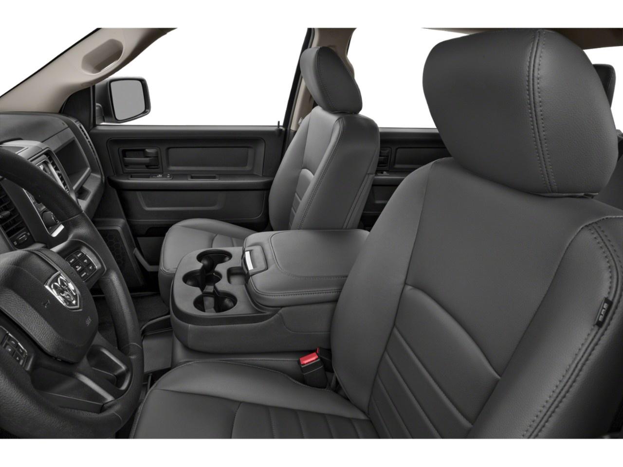 2021 RAM 1500 Classic EXPRESS 4X4 CREW CAB 5'7" BOX Photo