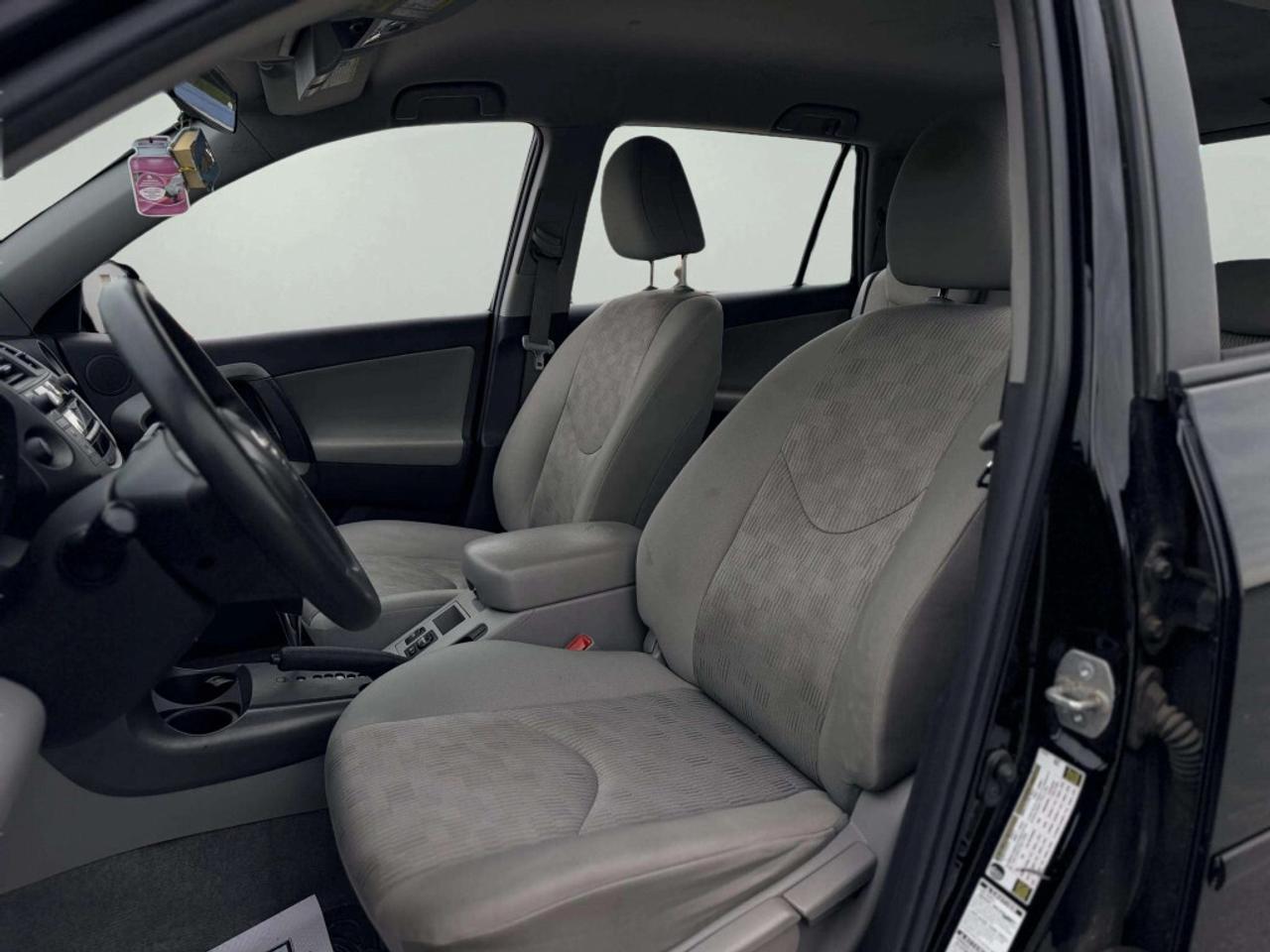 2010 Toyota RAV4 4WD Photo
