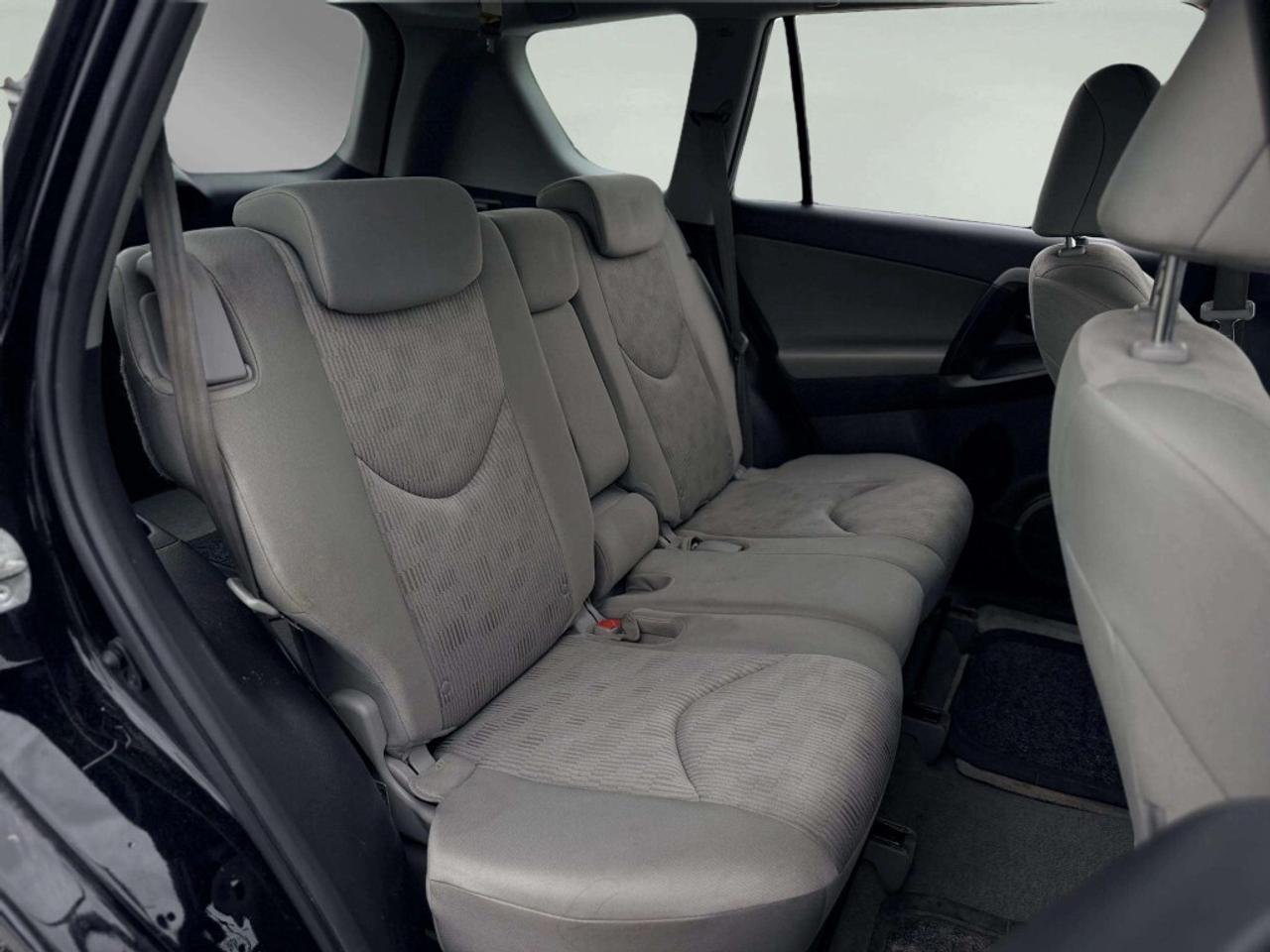 2010 Toyota RAV4 4WD Photo