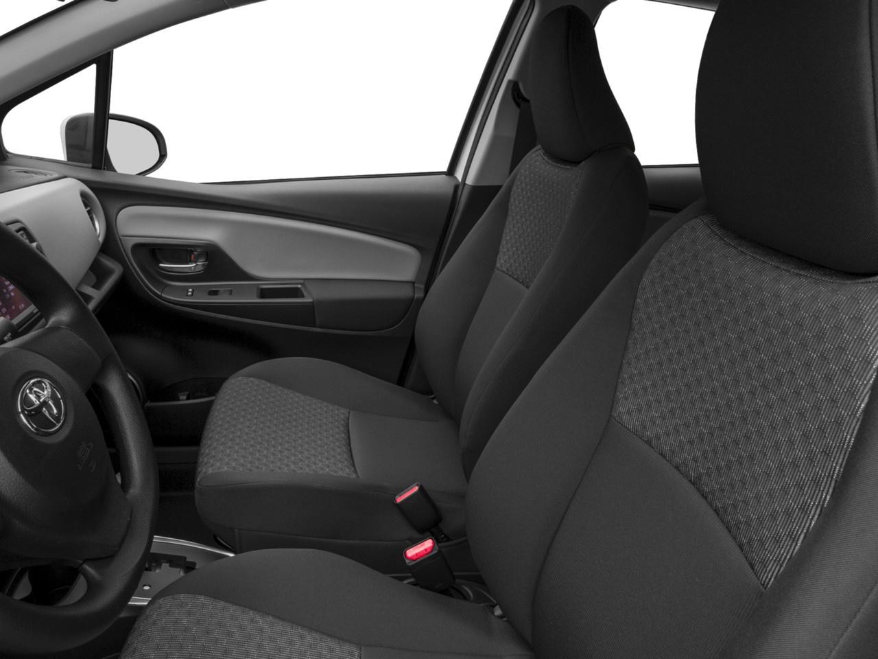 2017 Toyota Yaris 5dr HB Auto LE Photo