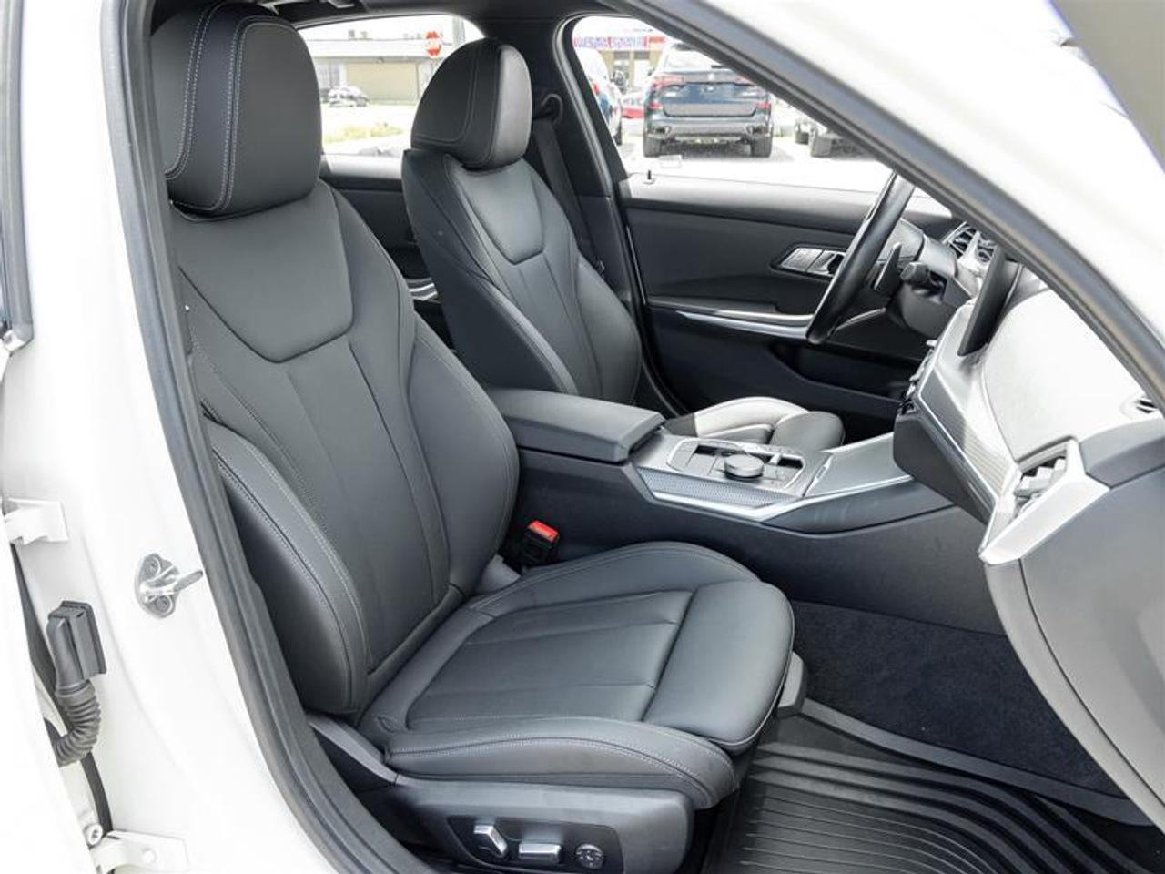 2024 BMW M340 i xDrive 4dr All-Wheel Drive Sedan Photo