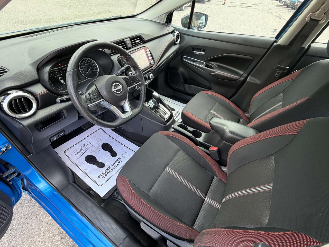 2023 Nissan Versa SR/HEATED SEATS/BACK UP CAM/CALL BELLEVILLE Photo