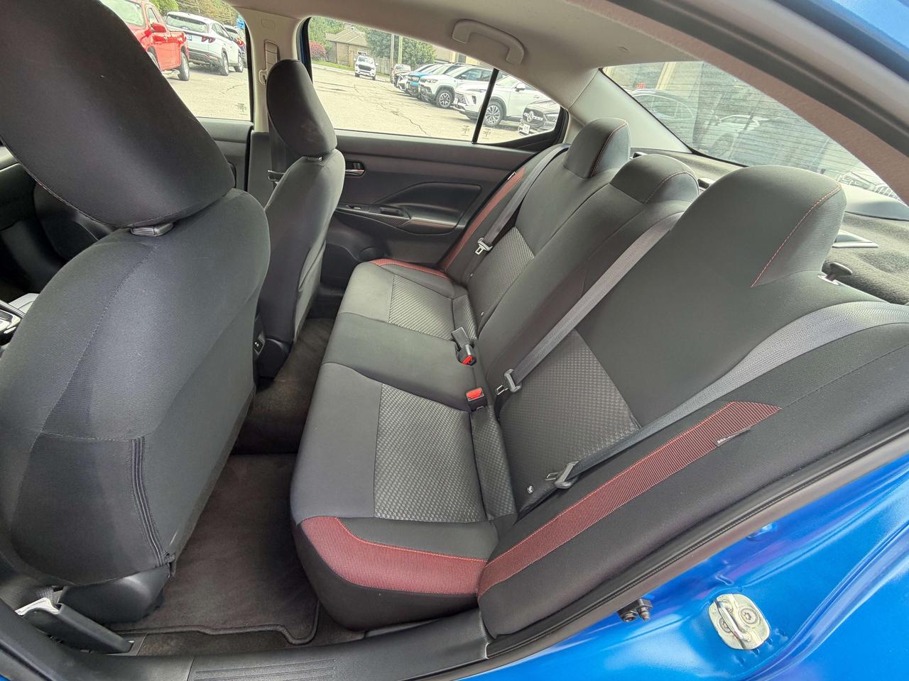 2023 Nissan Versa SR/HEATED SEATS/BACK UP CAM/CALL BELLEVILLE Photo