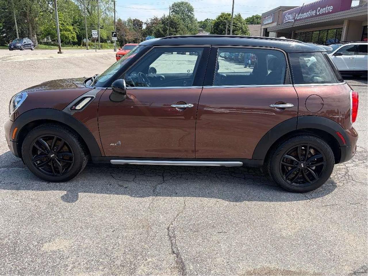 2015 MINI Cooper Countryman CALL BELLEVILLE@613-961-8848 FOR MORE INFO Photo
