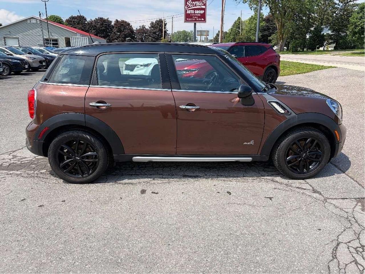 2015 MINI Cooper Countryman CALL BELLEVILLE@613-961-8848 FOR MORE INFO Photo