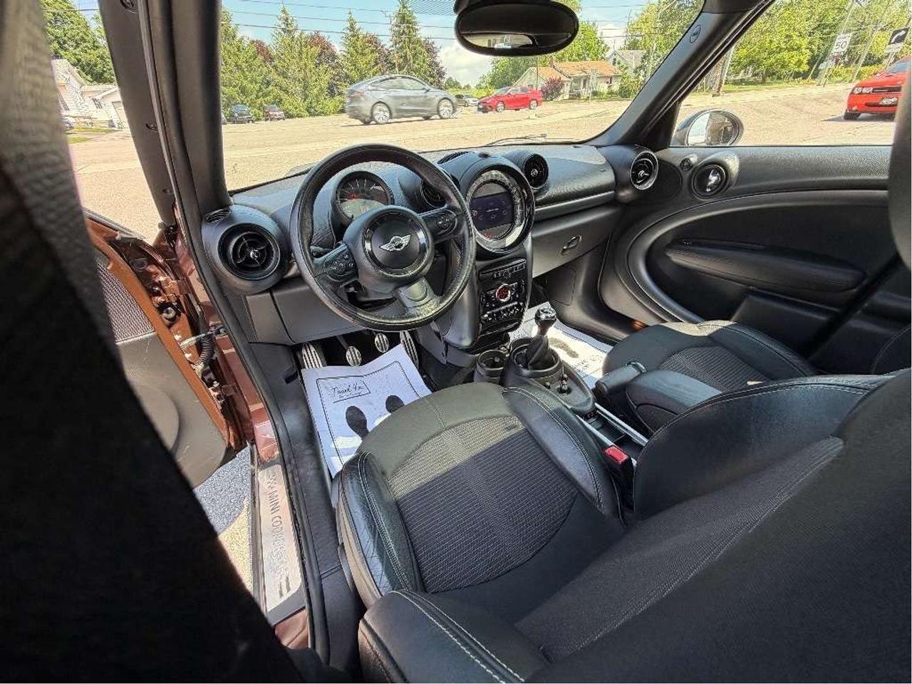 2015 MINI Cooper Countryman CALL BELLEVILLE@613-961-8848 FOR MORE INFO Photo