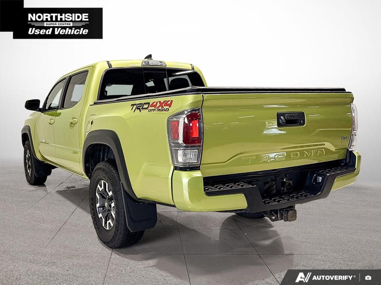 2023 Toyota Tacoma 4x4 Double Cab Auto SB Photo4