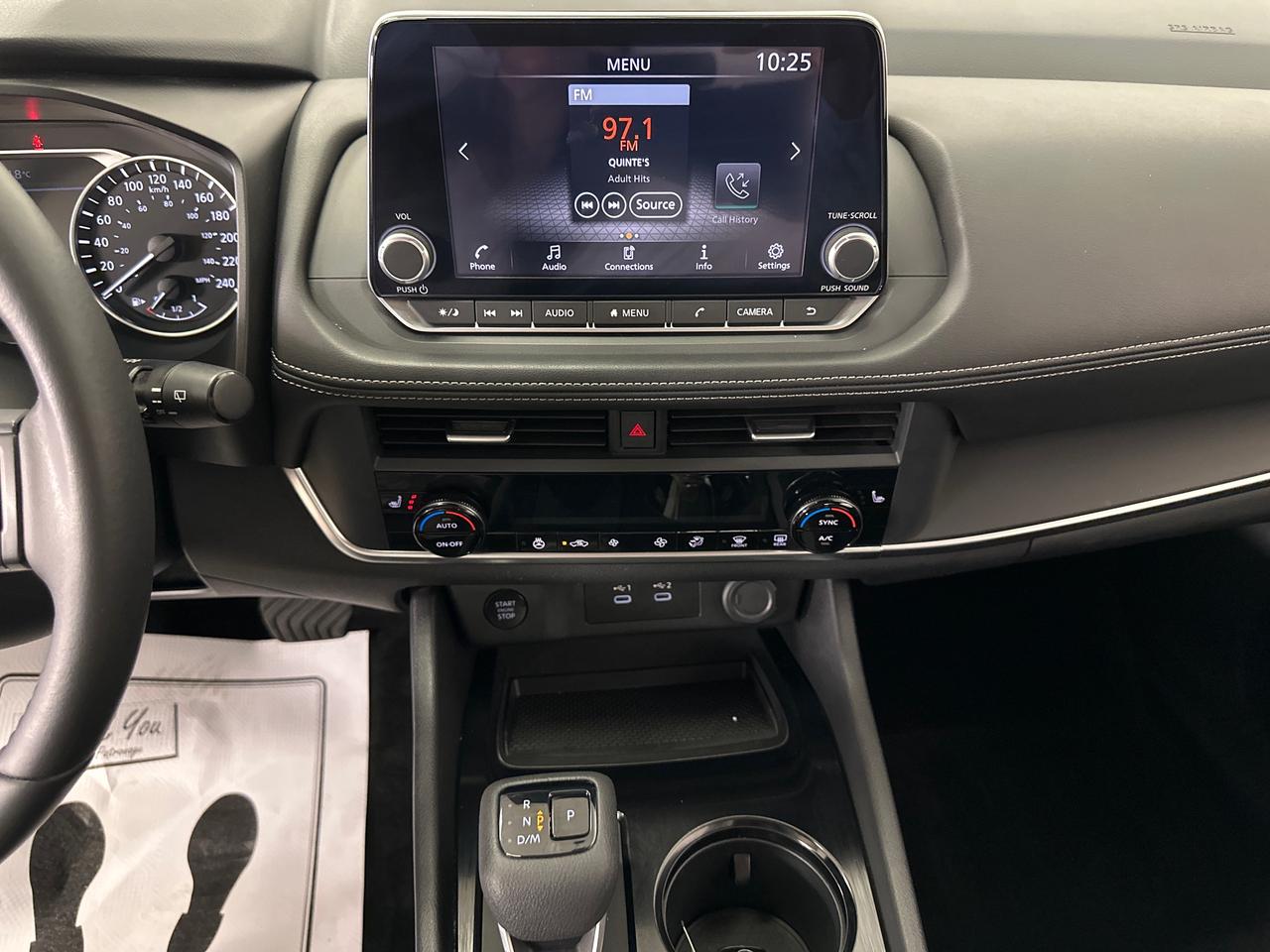 2024 Nissan Rogue S Photo