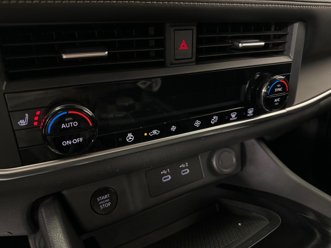2024 Nissan Rogue S Photo