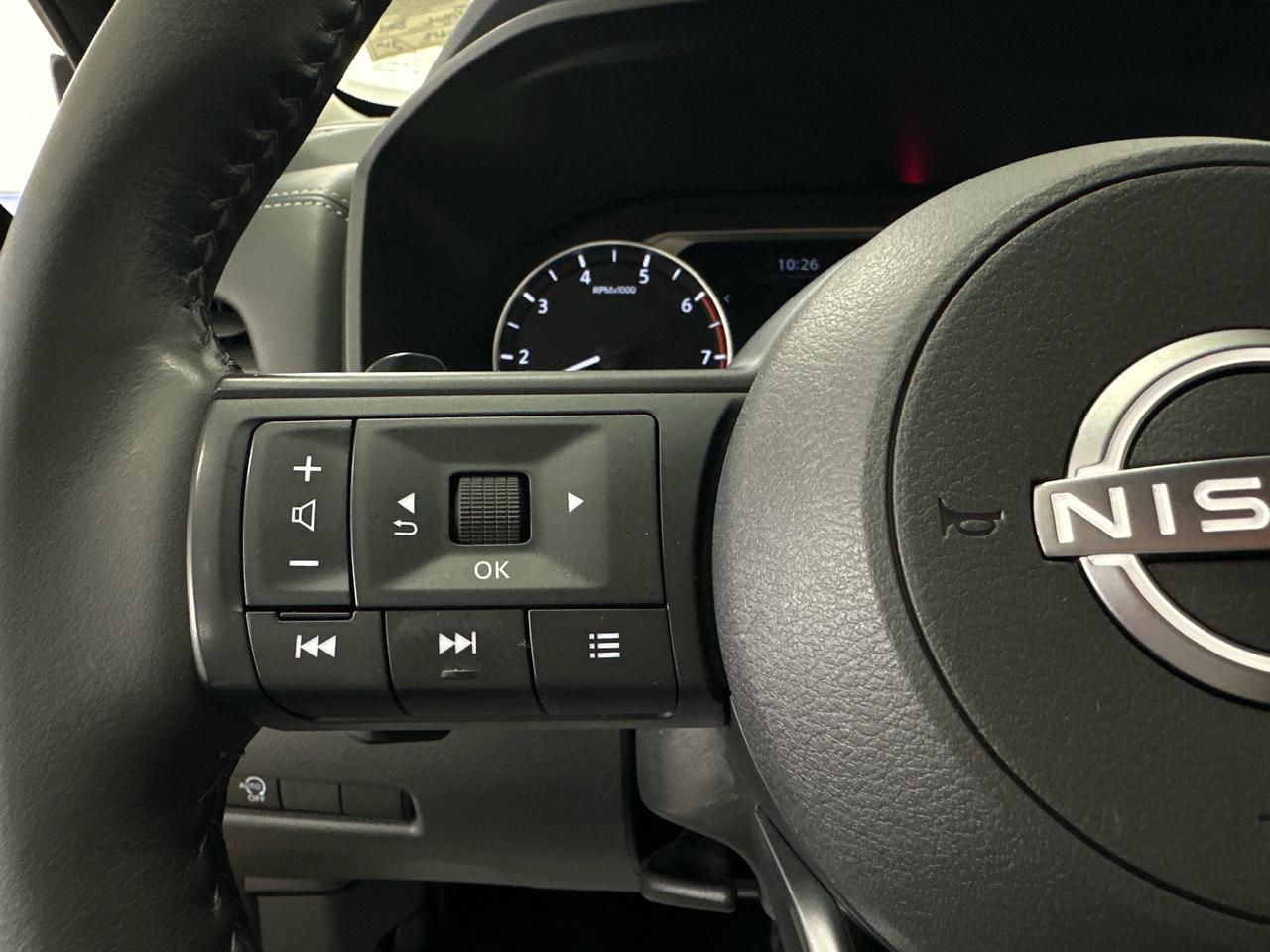 2024 Nissan Rogue S Photo