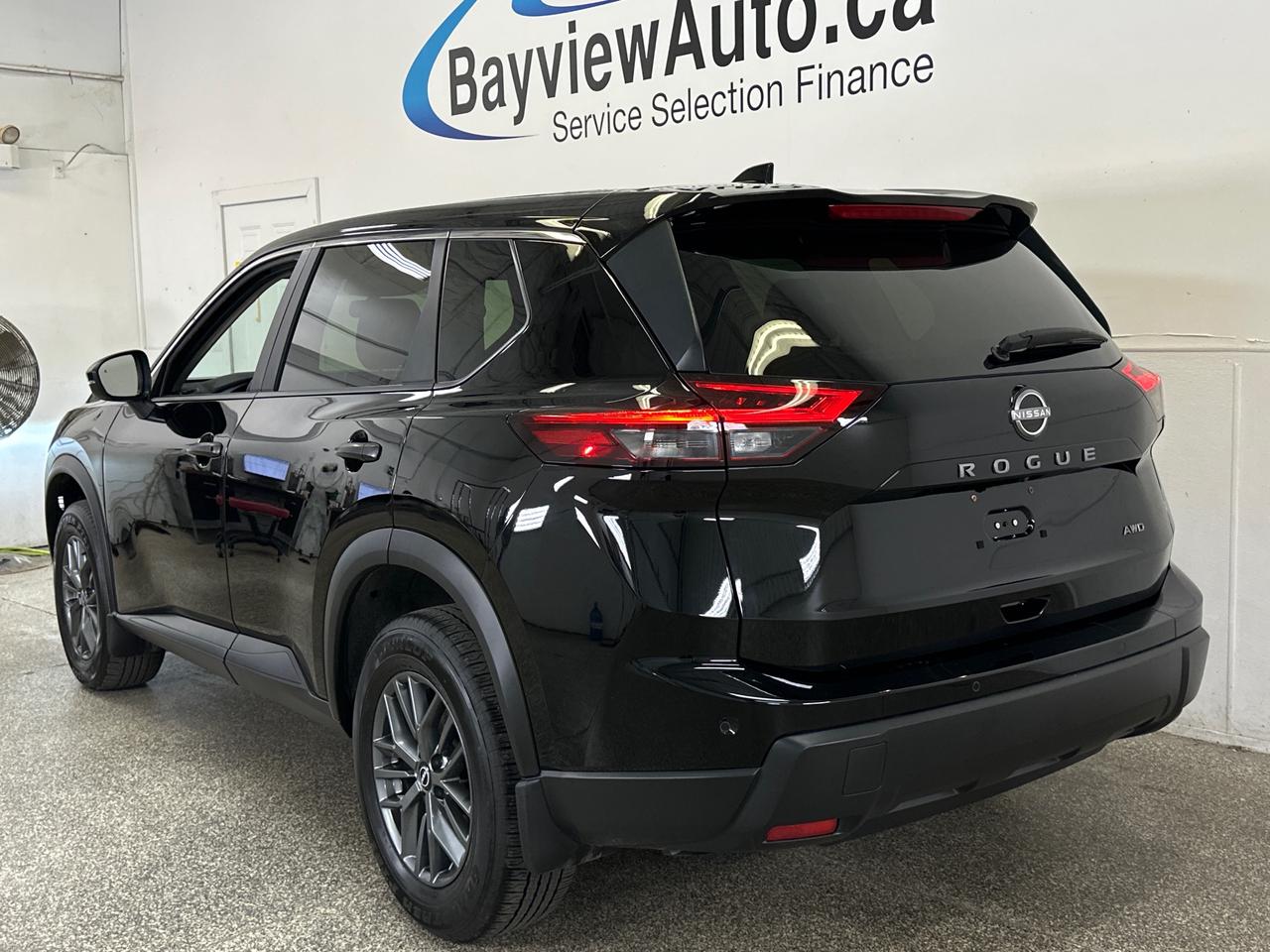 2024 Nissan Rogue S Photo4