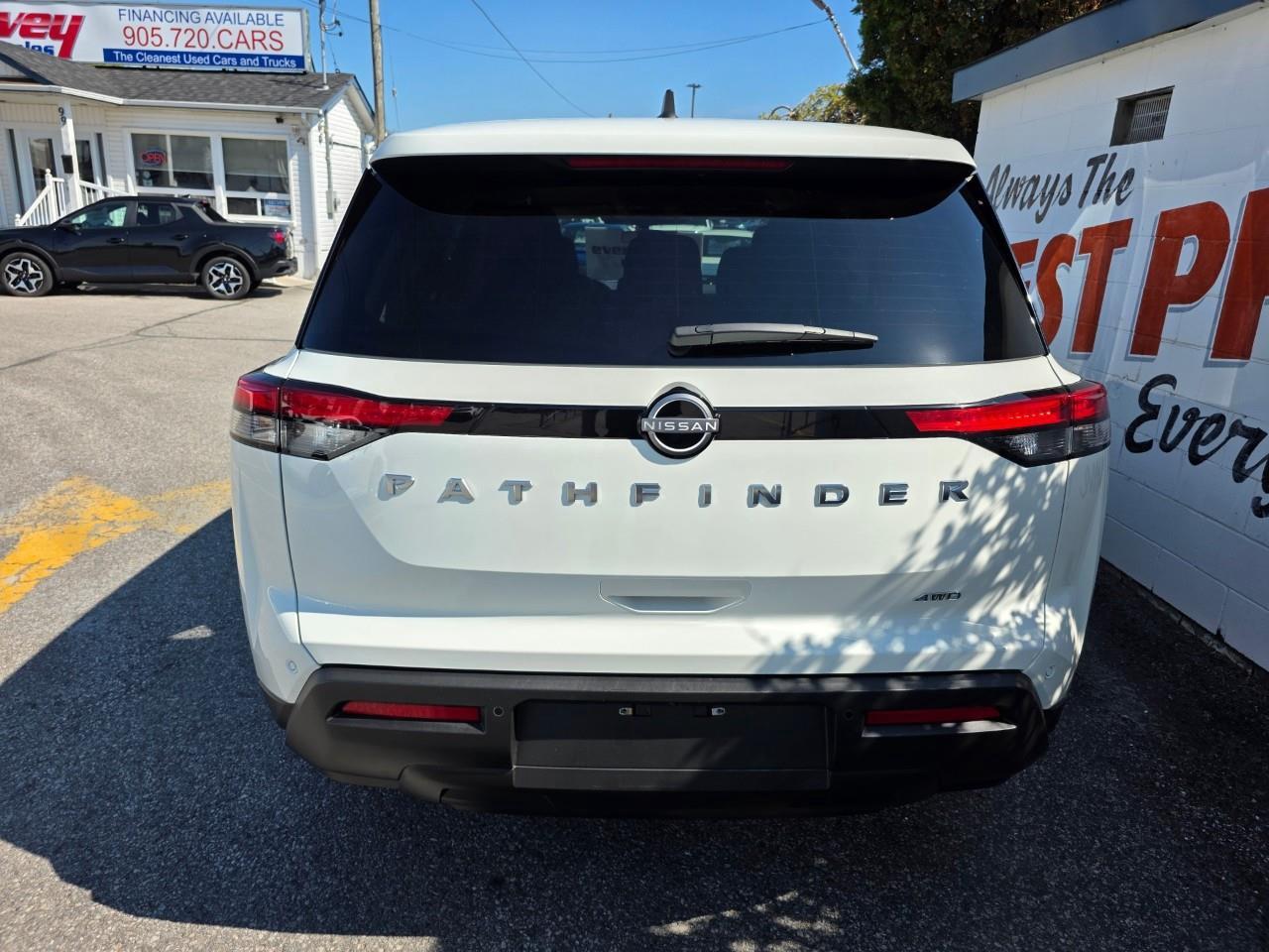 2024 Nissan Pathfinder S 4dr 4x4 Photo