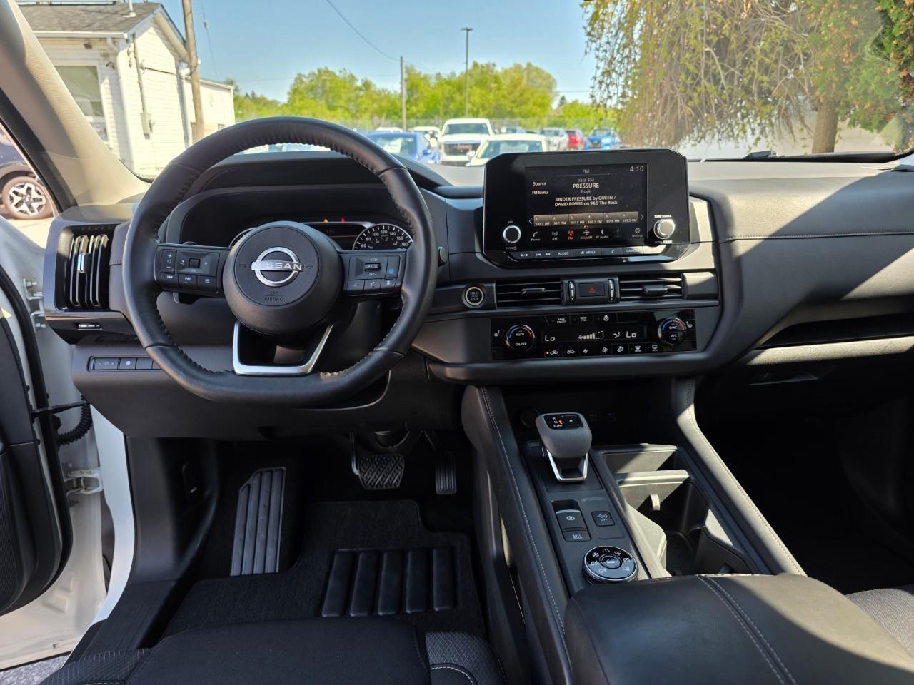 2024 Nissan Pathfinder S 4dr 4x4 Photo