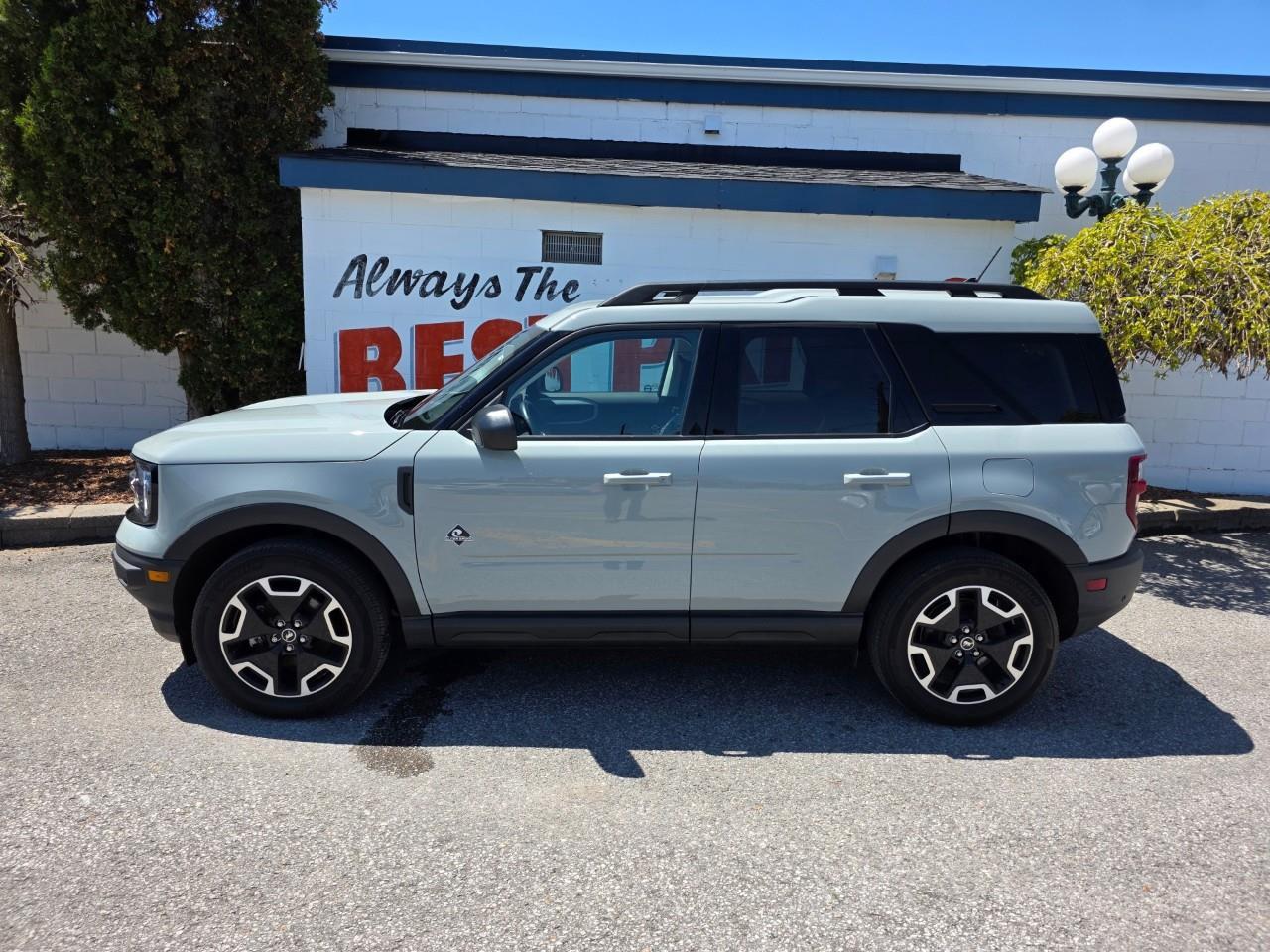 2023 Ford Bronco Sport Outer Banks 4dr 4x4 Photo