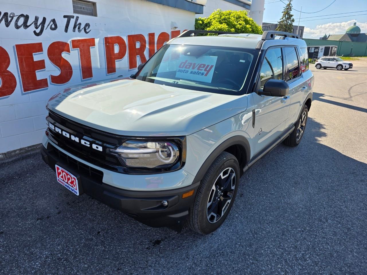 2023 Ford Bronco Sport Outer Banks 4dr 4x4 Photo0