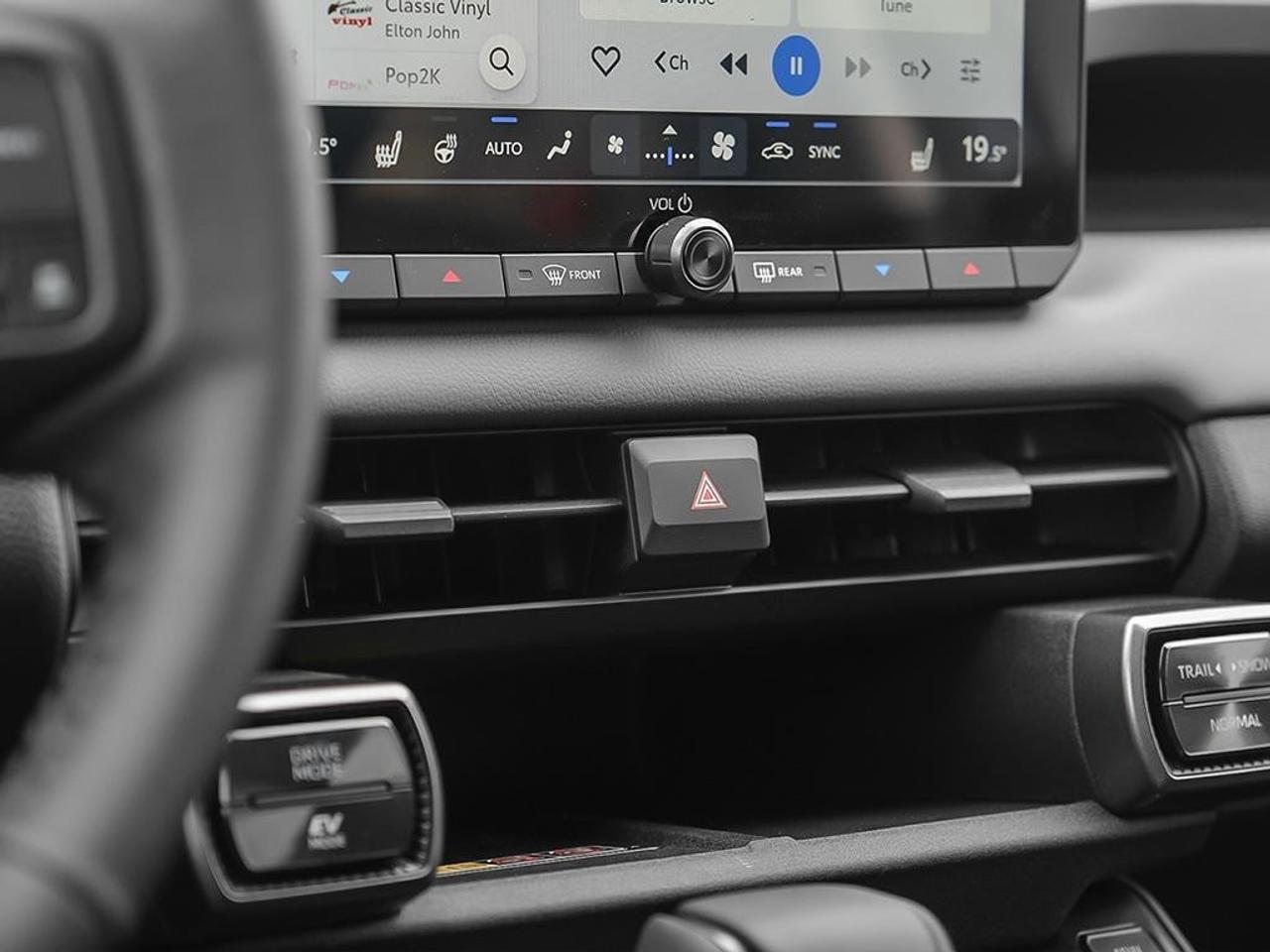 2026 Toyota RAV4 XLE AWD Photo
