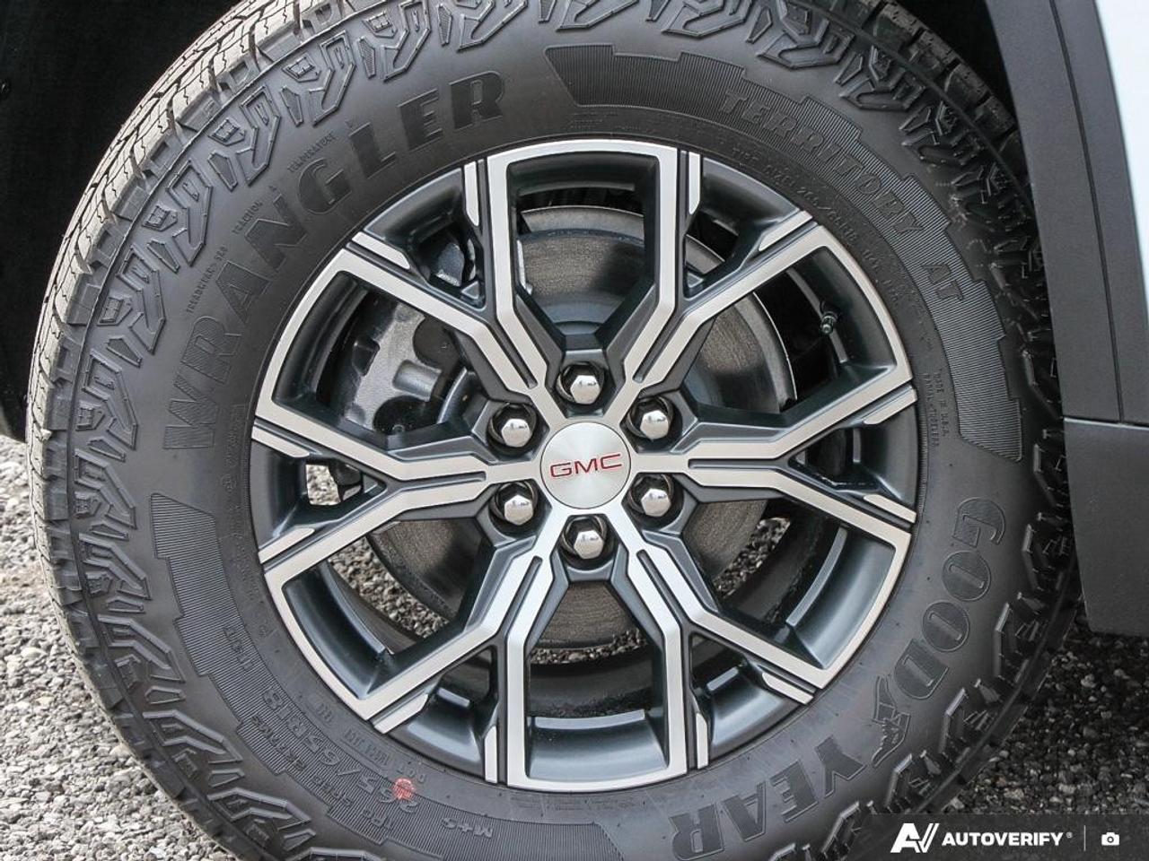 2026 GMC Acadia AWD AT4 Photo