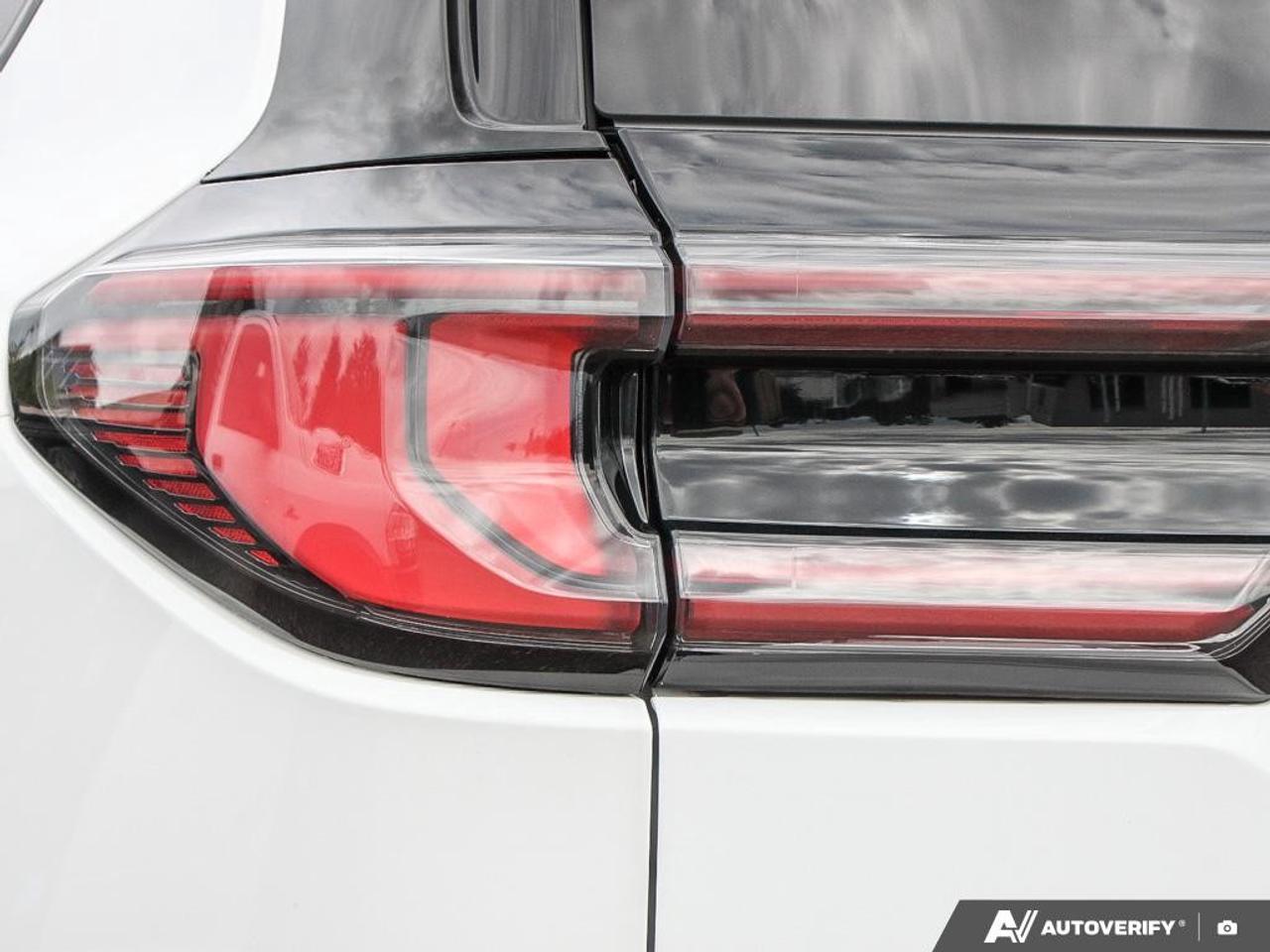 2026 GMC Acadia AWD AT4 Photo