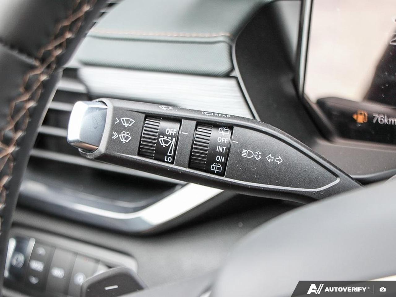 2026 GMC Acadia AWD AT4 Photo