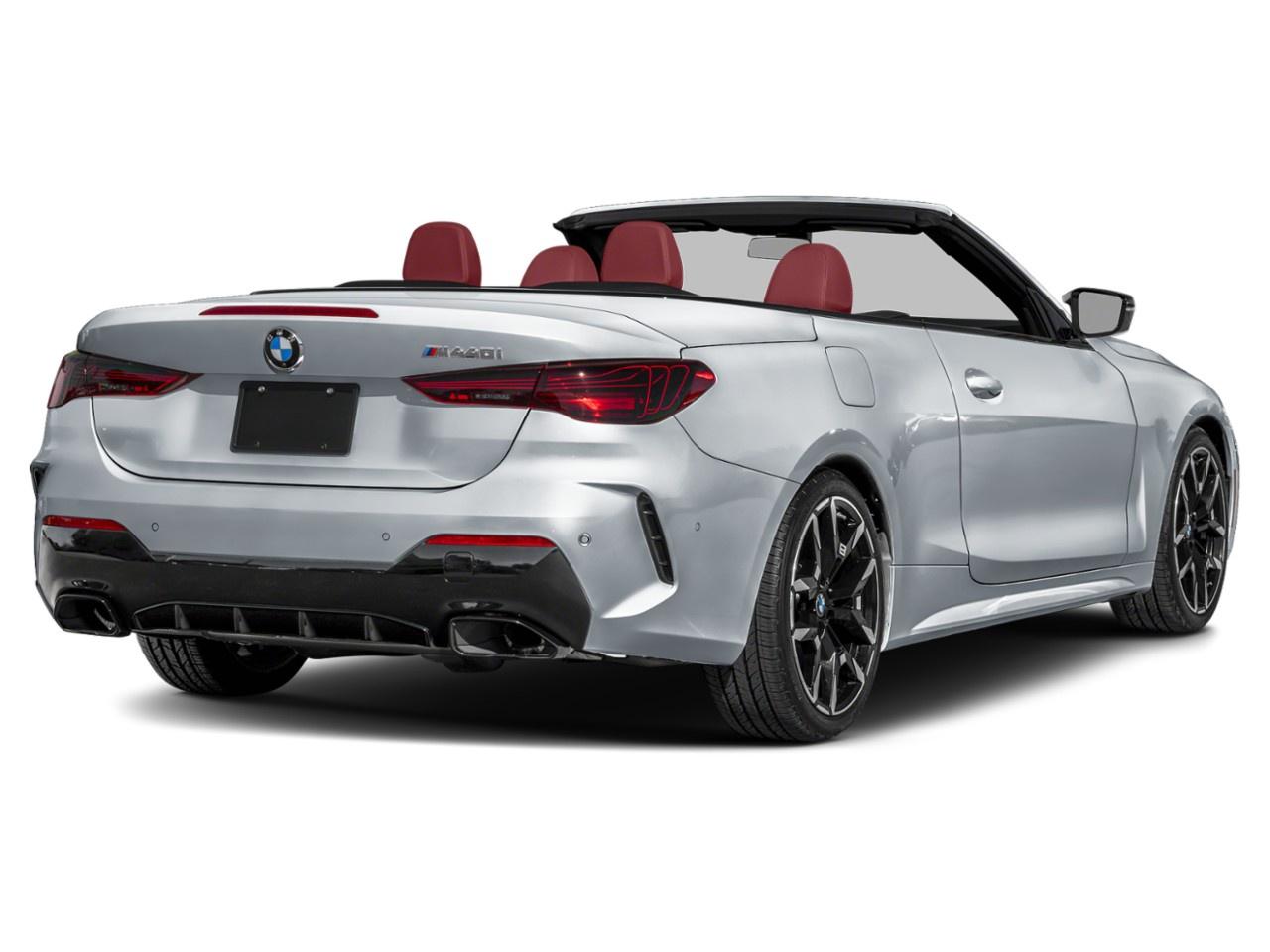 2027 BMW 4 Series M440i xDrive Convertible Photo